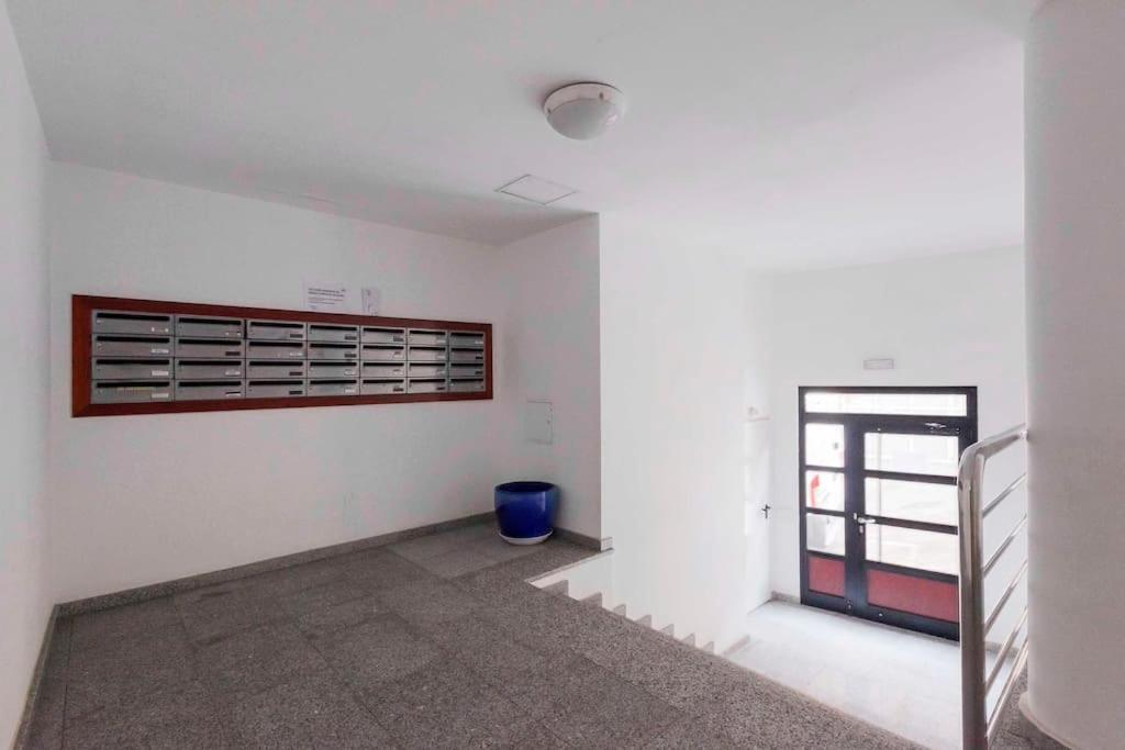 Lovely Spacious Apartment In سان إيسيذرو المظهر الخارجي الصورة